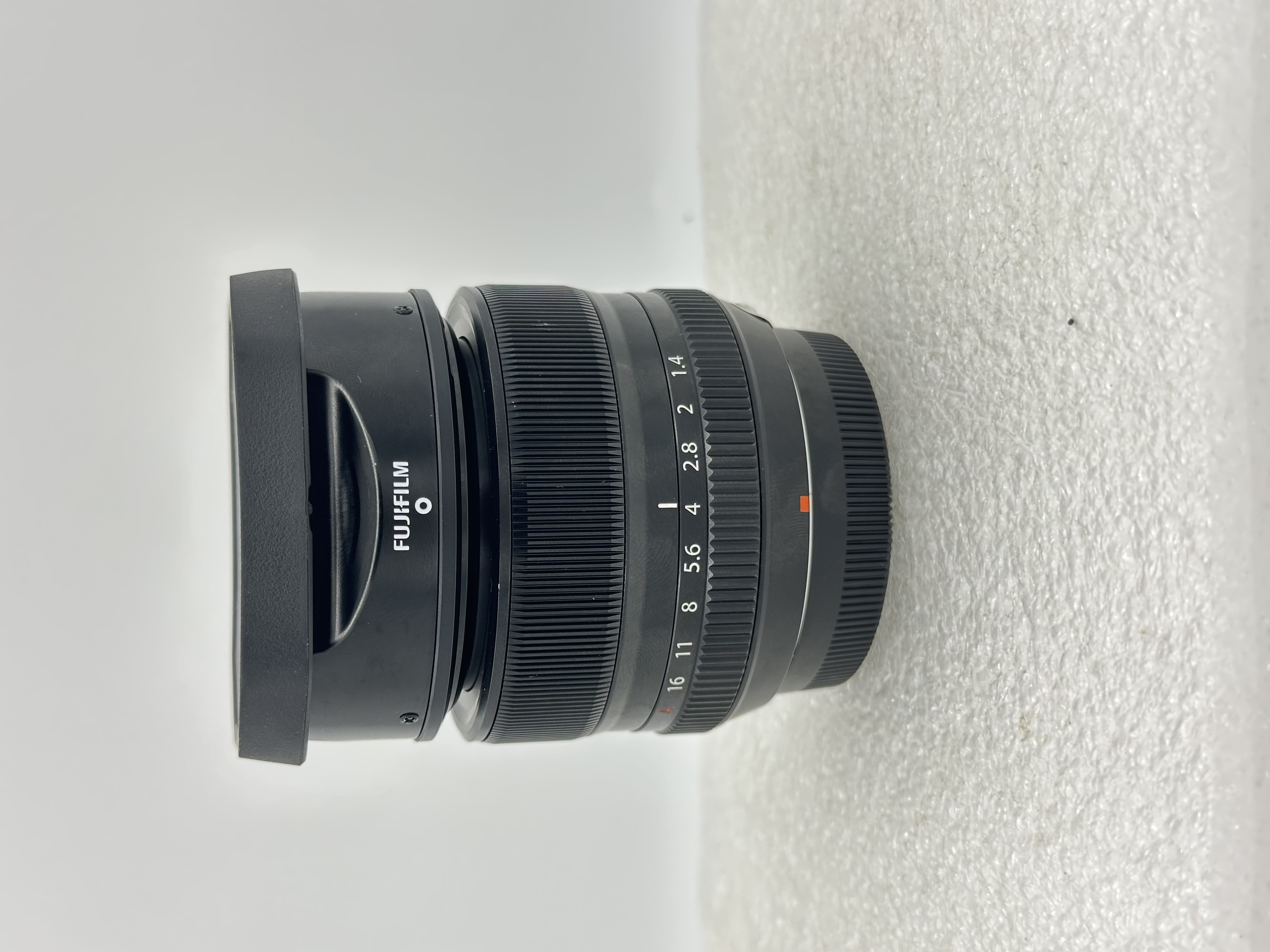 ỐNG KÍNH FUJINON XF35F1.4 ( 6986 )