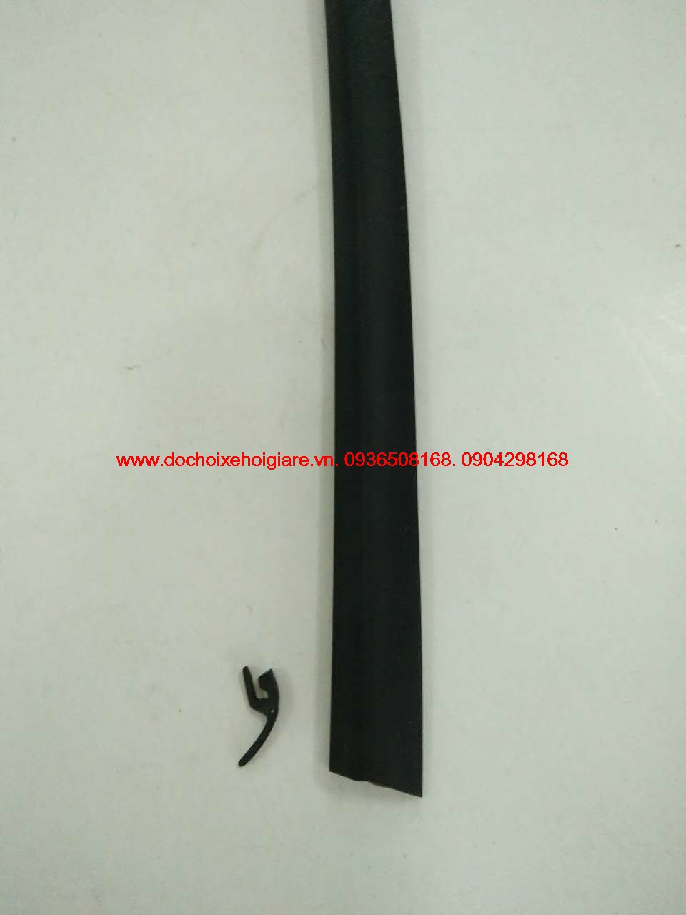 Ron gioăng cao su chữ Y cài chân kính sau. 13x5mm
