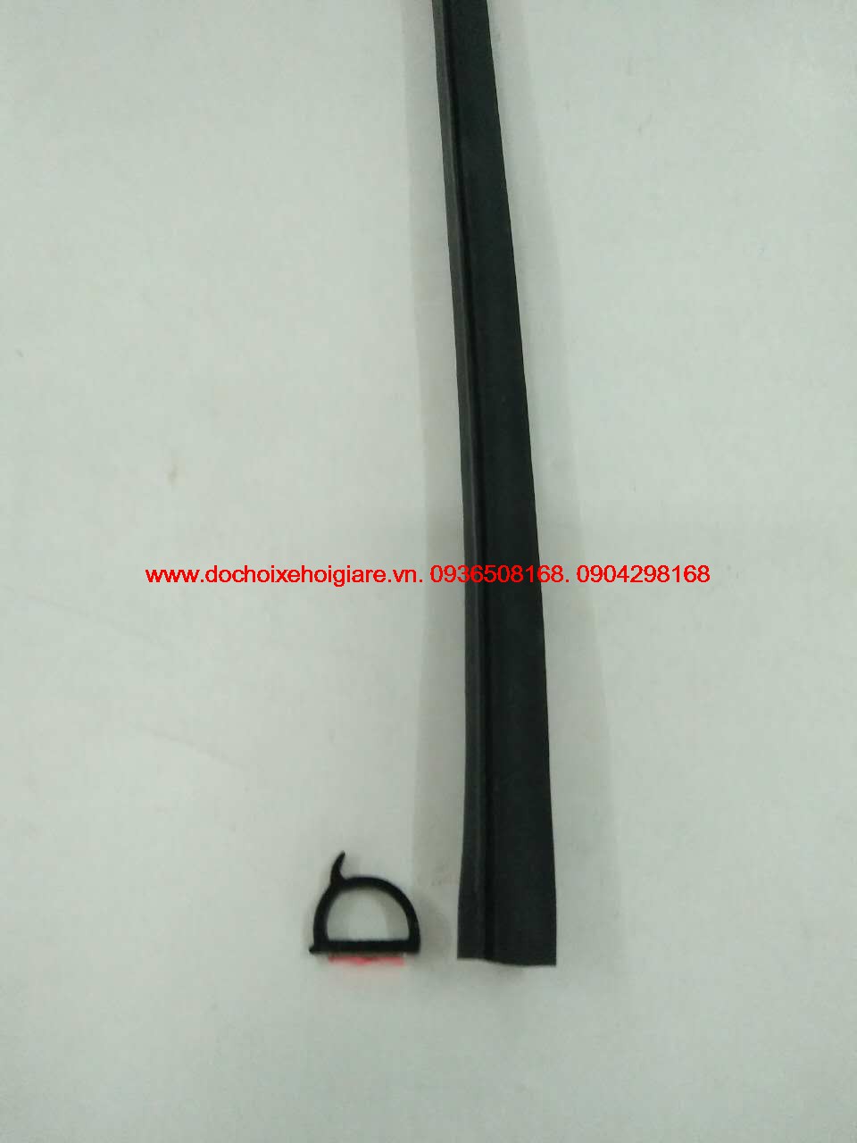 Gioăng chữ D có lưỡi. Giảm ồn, chống bụi, ngăn nước, cách nhiệt xe hơi