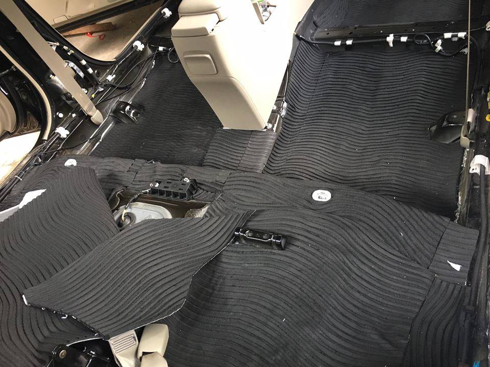 Cách âm chống ồn cho Toyota Land Cruiser Prado