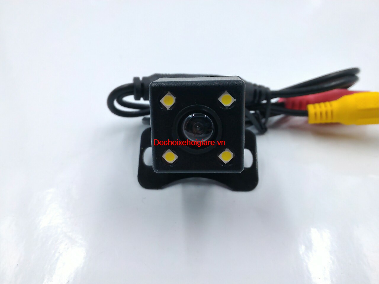 Mắt camera lùi cho ô tô hồng ngoại 4 Led chống nước