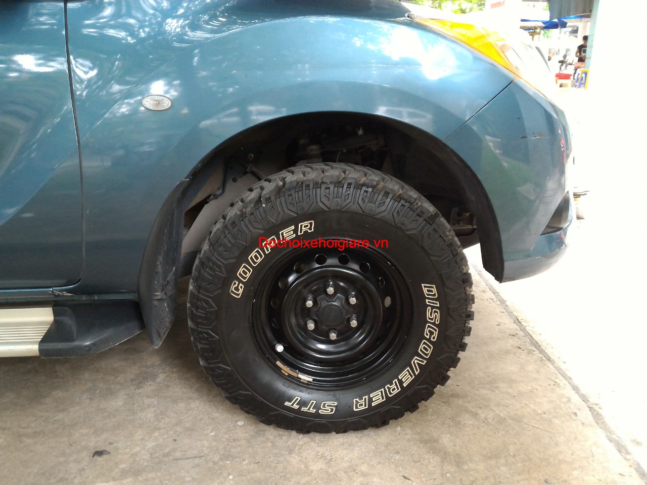 Lốp xe ô tô Cooper Discoverer STT LT265/75R16. Made in USA