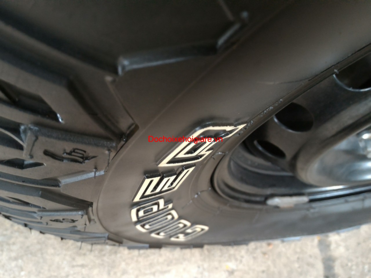 Lốp xe ô tô Cooper Discoverer STT LT265/75R16. Made in USA
