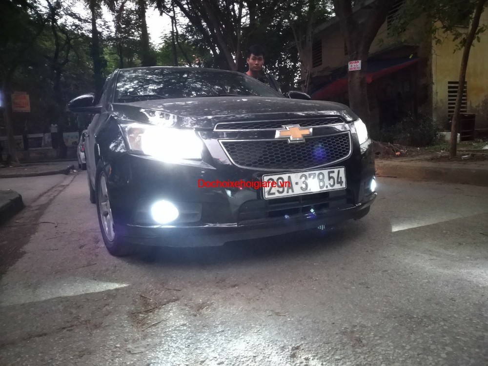 Bi gầm hai chế độ pha cos cho Chevrolet Cruze