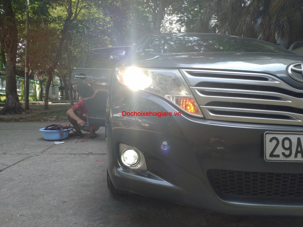 Toyota Venza độ đèn gầm sương mù Bi Xenon Led hai chế độ pha cos