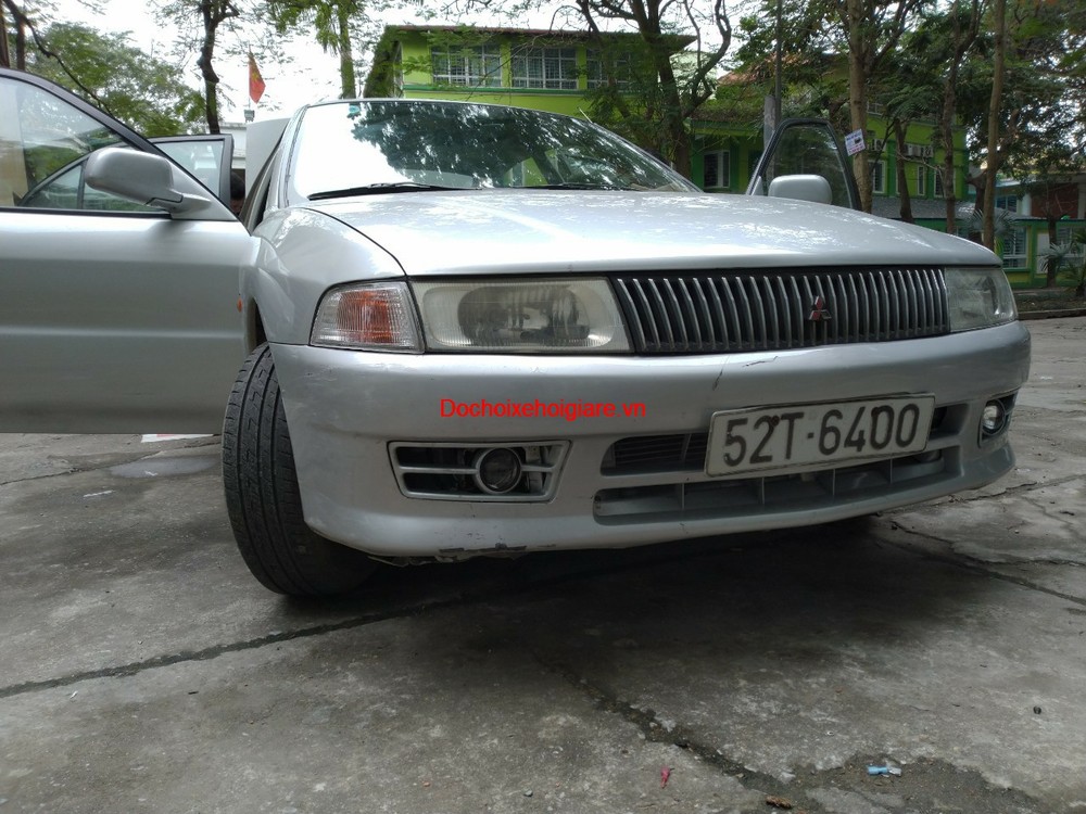 Tăng sáng cho Mitsubishi Lancer bằng đèn Bi Xenon gầm hai chế độ pha cos