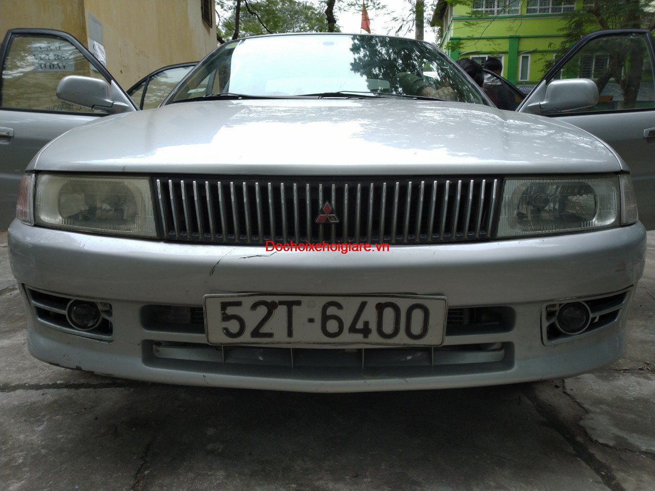 Tăng sáng cho Mitsubishi Lancer bằng đèn Bi Xenon gầm hai chế độ pha cos