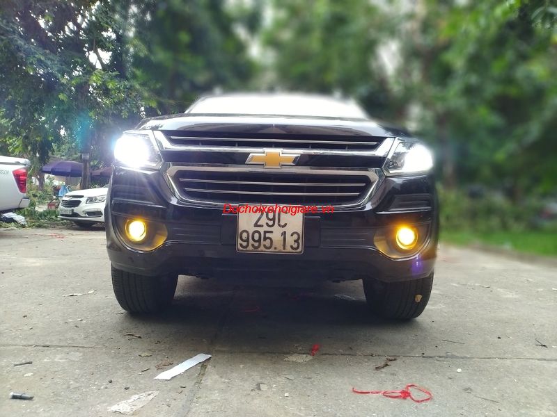 Bi gầm hai chế độ pha cos cho Chevrolet Colorado