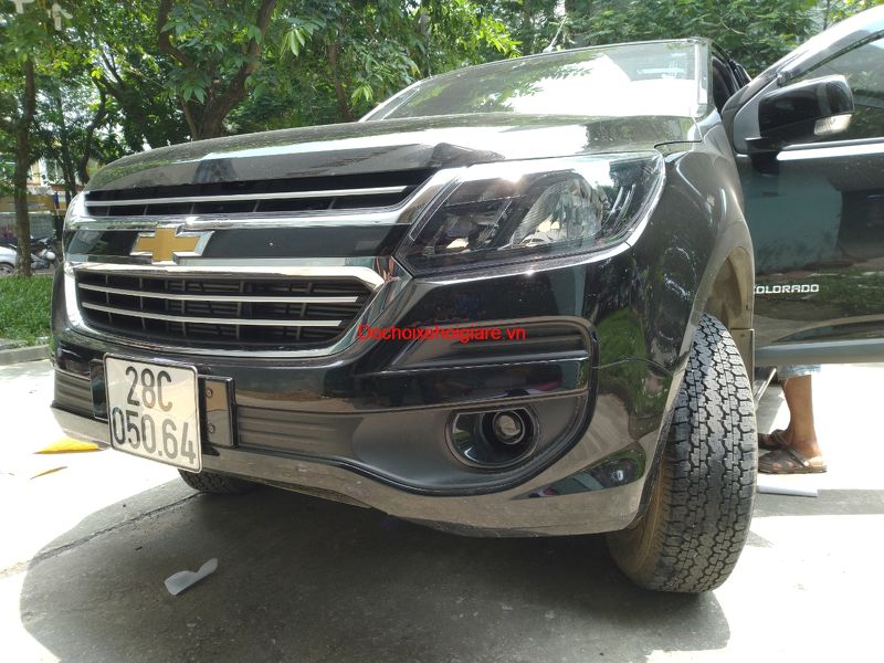 Bi gầm hai chế độ pha cos cho Chevrolet Colorado