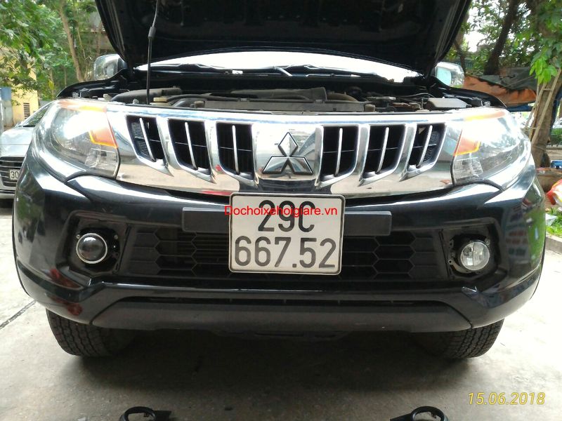 Bi gầm hai chế độ pha cos cho Mitsubishi Triton