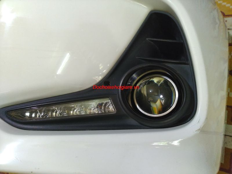 Đèn Bi gầm Hyundai I10. Độ đèn sương mù, đèn cản, đèn gầm Huyndai I10. Thay bóng Xenon Led Pha Cos Huyndai I10