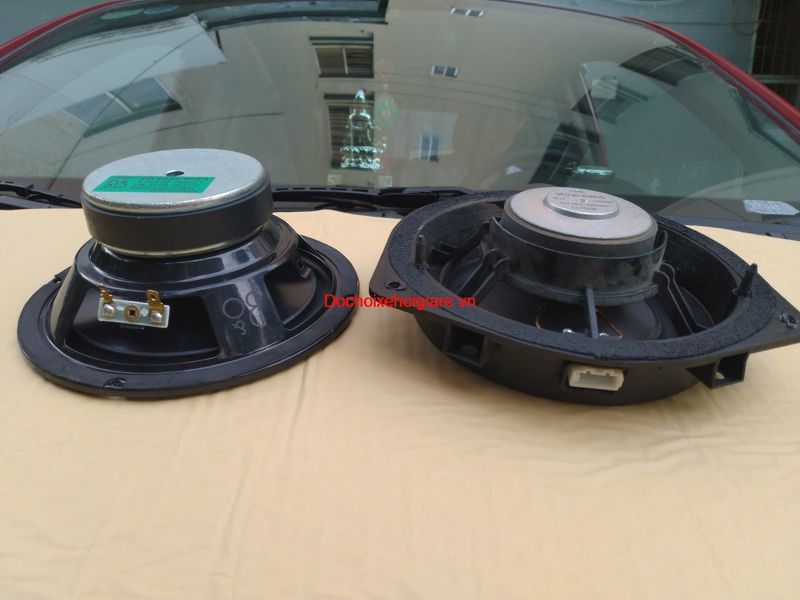 Hyundai I10 độ loa cánh cửa nâng cấp âm thanh sub gầm ghế bao giá thấp nhất dùng thử 7 ngày