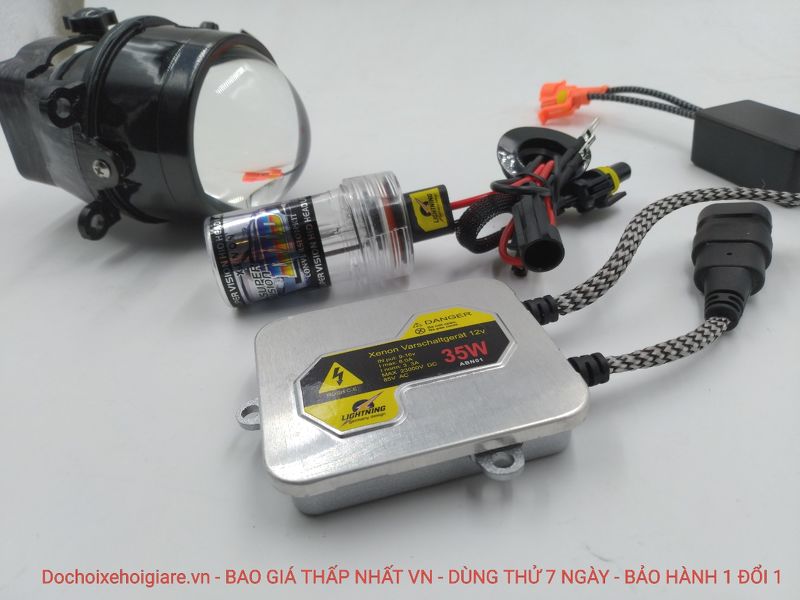 Đèn bi gầm xenon SBC 3.0 inch 35W 12V. Hai chế độ cốt pha. Tùy chọn màu sắc ánh sáng (6000K/4300K/3000K)