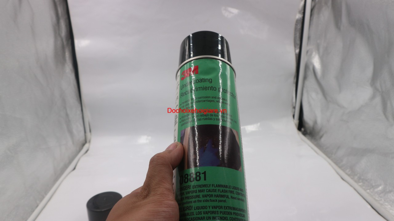 Chai xịt cao su non cách âm chống rỉ sét gầm xe ô tô 3M Undercoating 453g. Màu đen