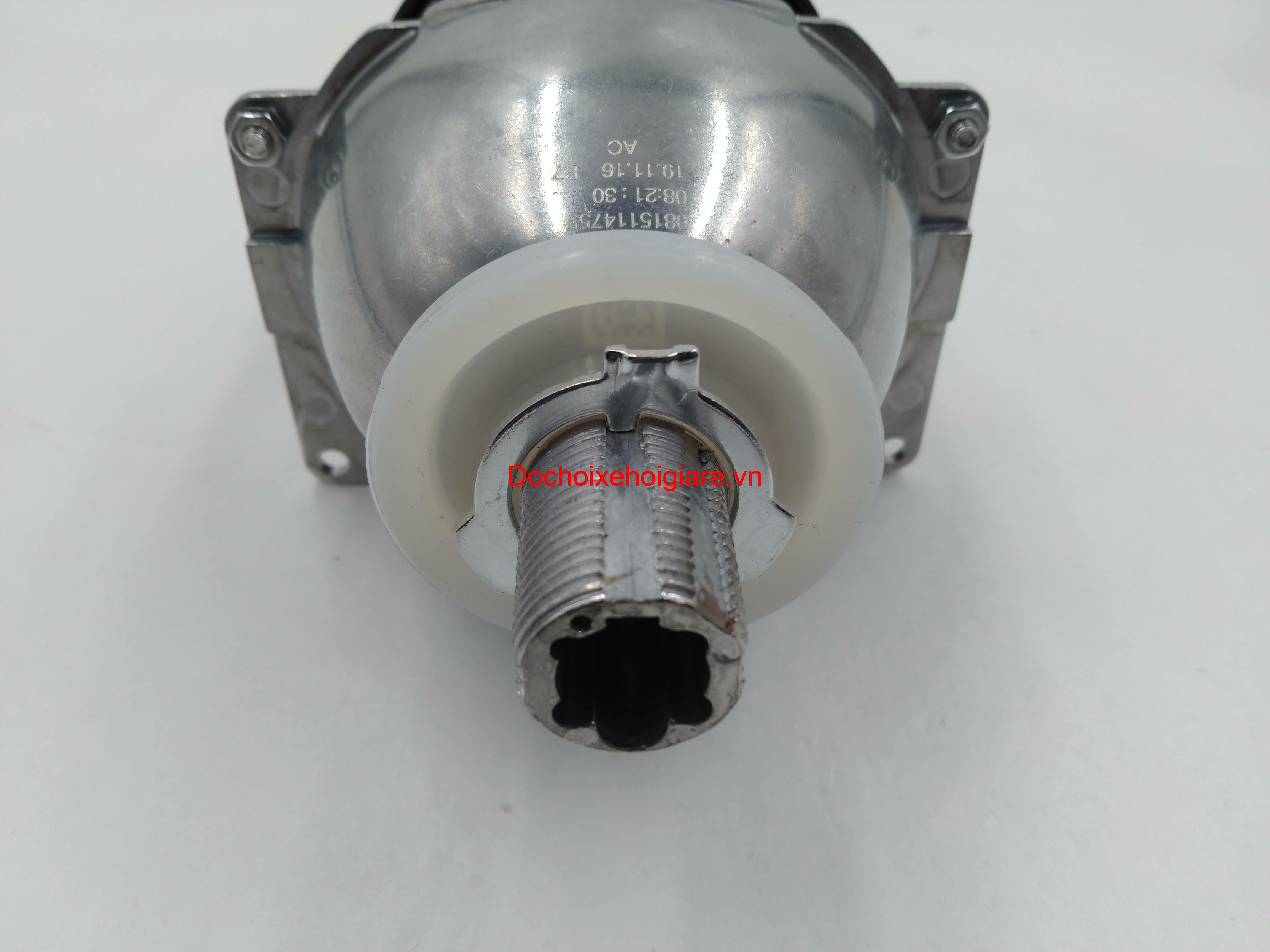 Đèn Bixenon pha Q7 IPHCAR 3 inch đa năng. Lắp zin chóa đèn pha H4, H7, 9005 không đục khoét. Sử dụng bóng xenon H21