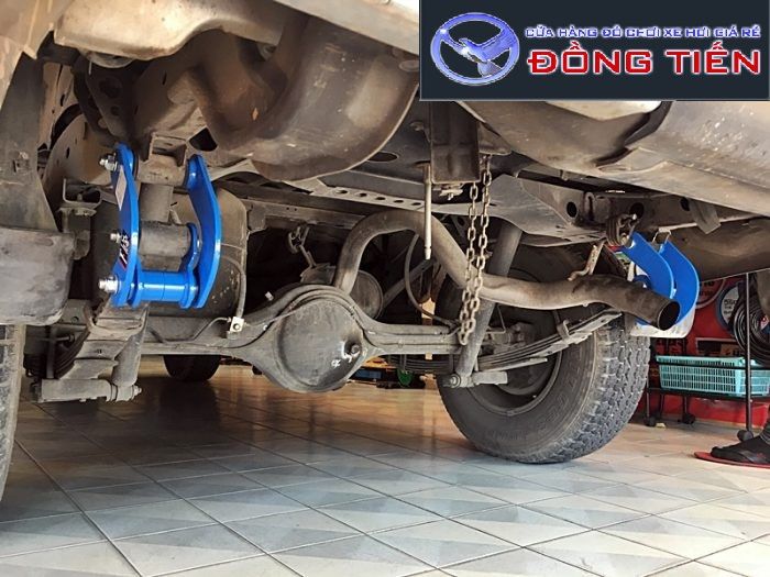 Isuzu Mu7 độ cùm nhíp chống giật JS1 Thái Lan, giải pháp đơn giản giúp xe ÊM ÁI hơn