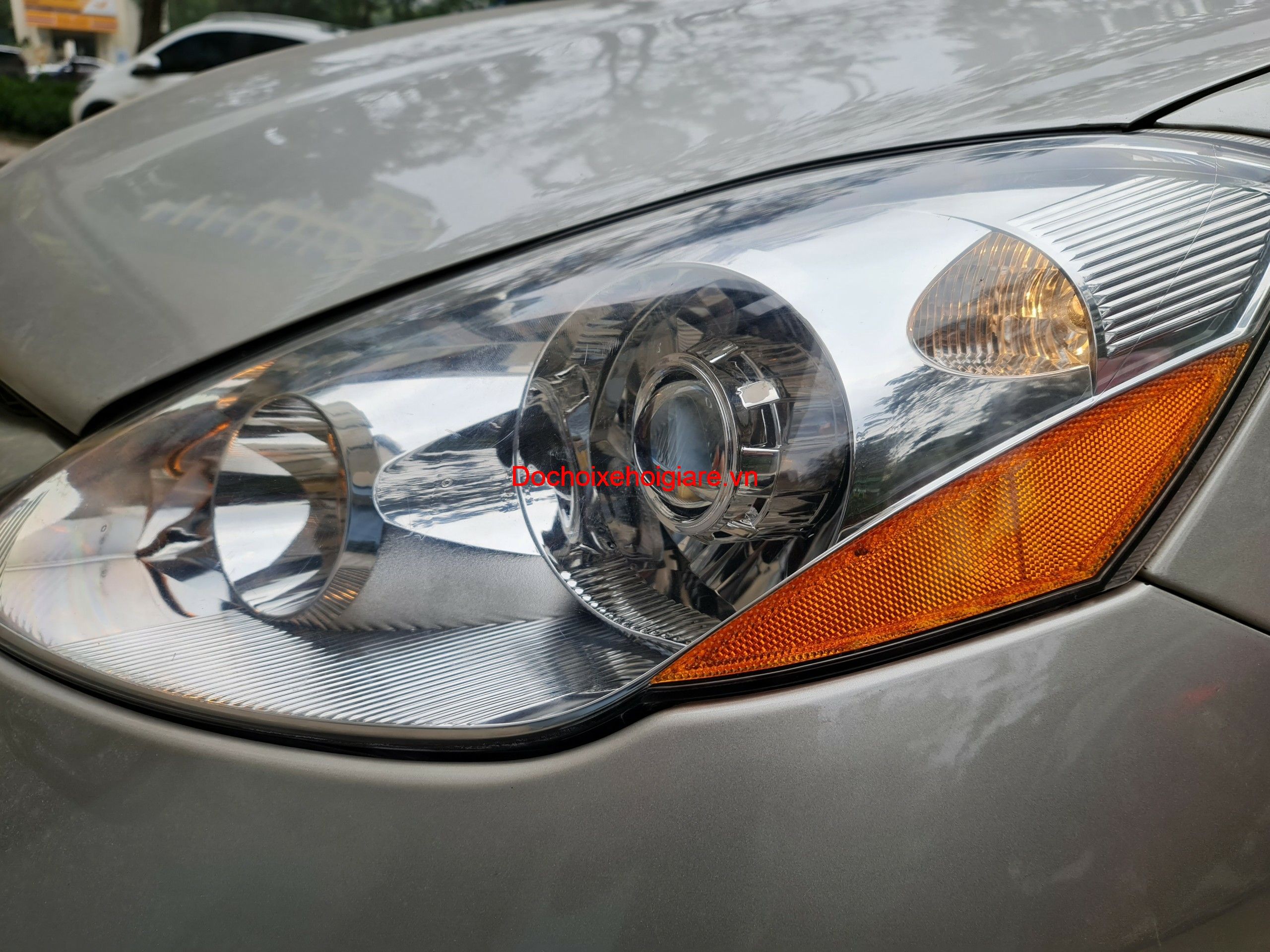 Độ Đèn Bi Pha Led Laser Xenon Toyota Sienna Giá Rẻ Nhất. Bao Dùng Thử 30 Ngày. Bảo Hành Tối Thiểu 2 Năm