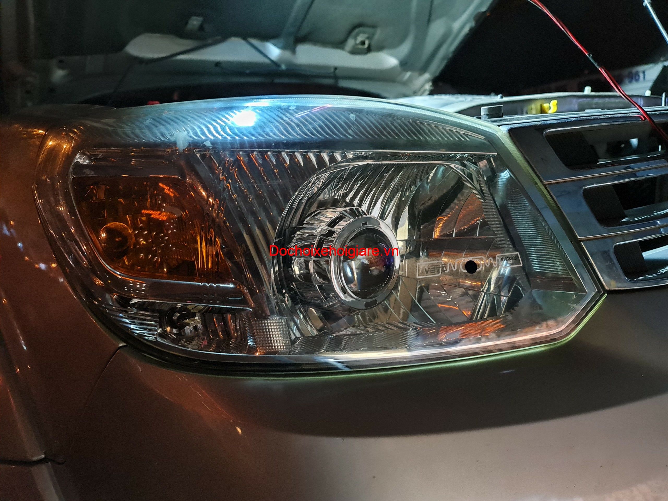 Độ Đèn Bi Pha Led Laser Xenon Ford Everest 2010 Giá Rẻ Nhất. Bao Dùng Thử 30 Ngày. Bảo Hành Tối Thiểu 2 Năm