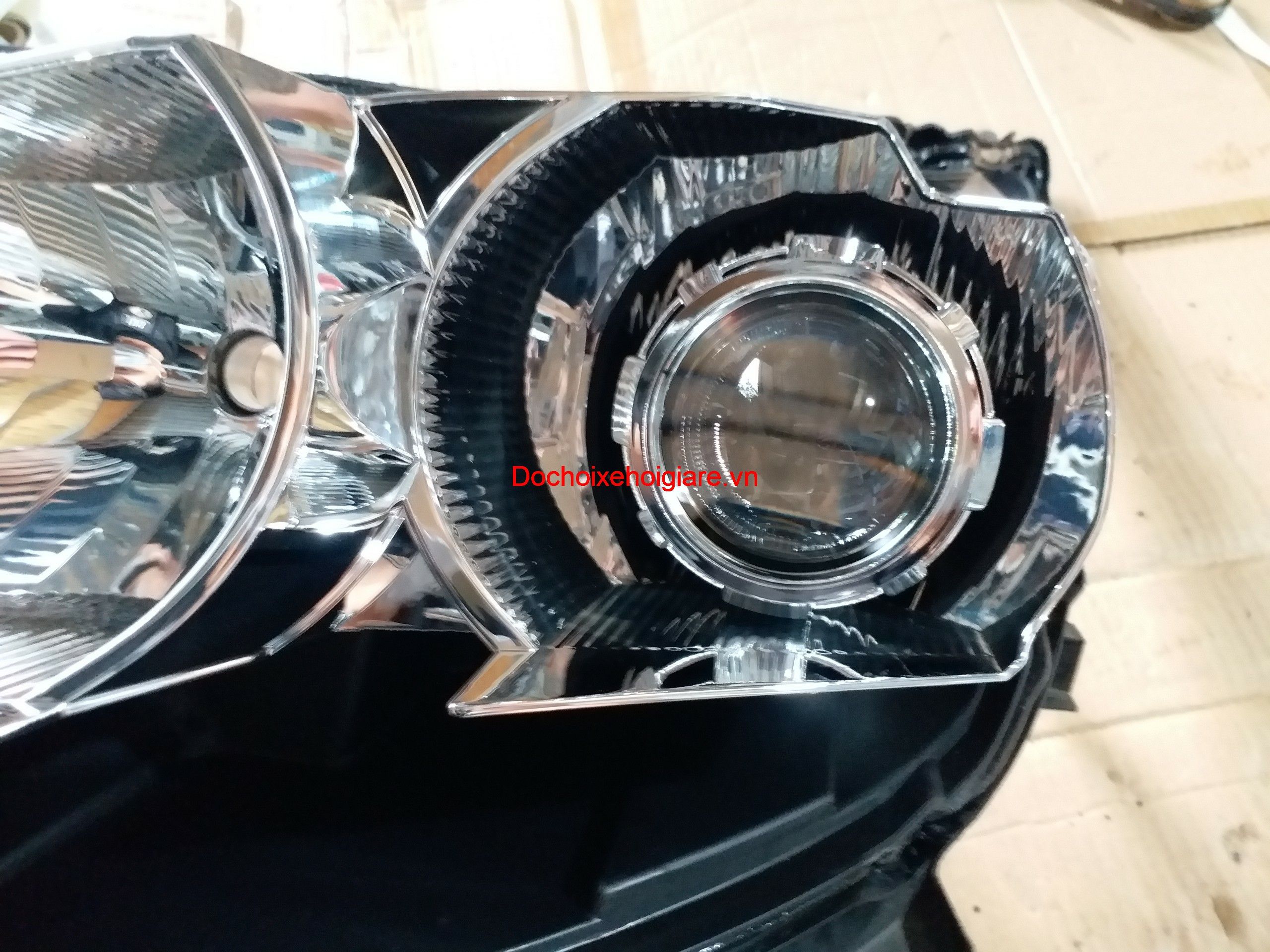 Độ Đèn Bi Pha Led Laser Xenon Toyota Innova 2019 Giá Rẻ Nhất. Bao Dùng Thử 30 Ngày. Bảo Hành Tối Thiểu 2 Năm