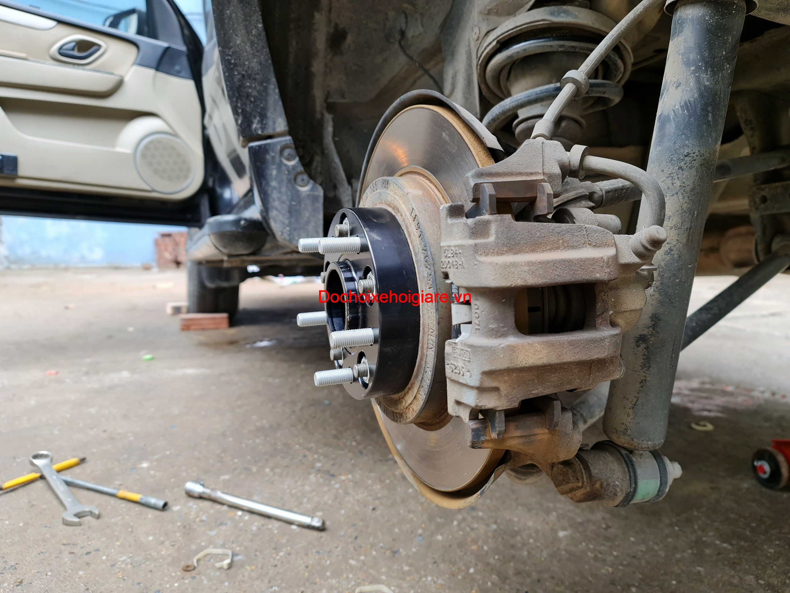 Miếng Đệm Mở Rộng Lốp Xe Ford Escape - Wheel Spacers Hợp Kim Nhôm - Có Gờ Định Tâm