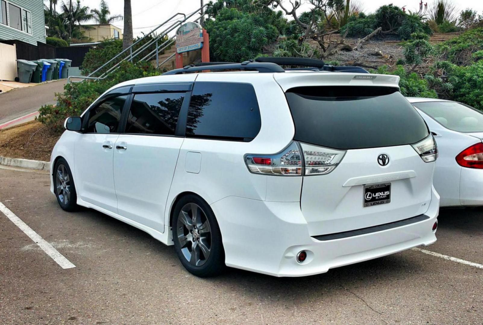 Miếng Đệm Mở Rộng Lốp Xe Toyota Sienna - Wheel Spacers Hợp Kim Nhôm - Có Gờ Định Tâm