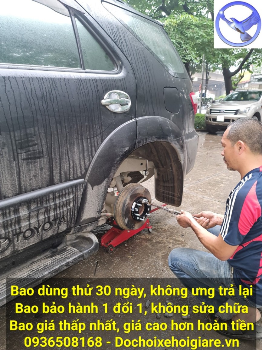 Miếng Đệm Mở Rộng Lốp Xe Toyota Fortuner - Wheel Spacers Hợp Kim Nhôm - Có Gờ Định Tâm