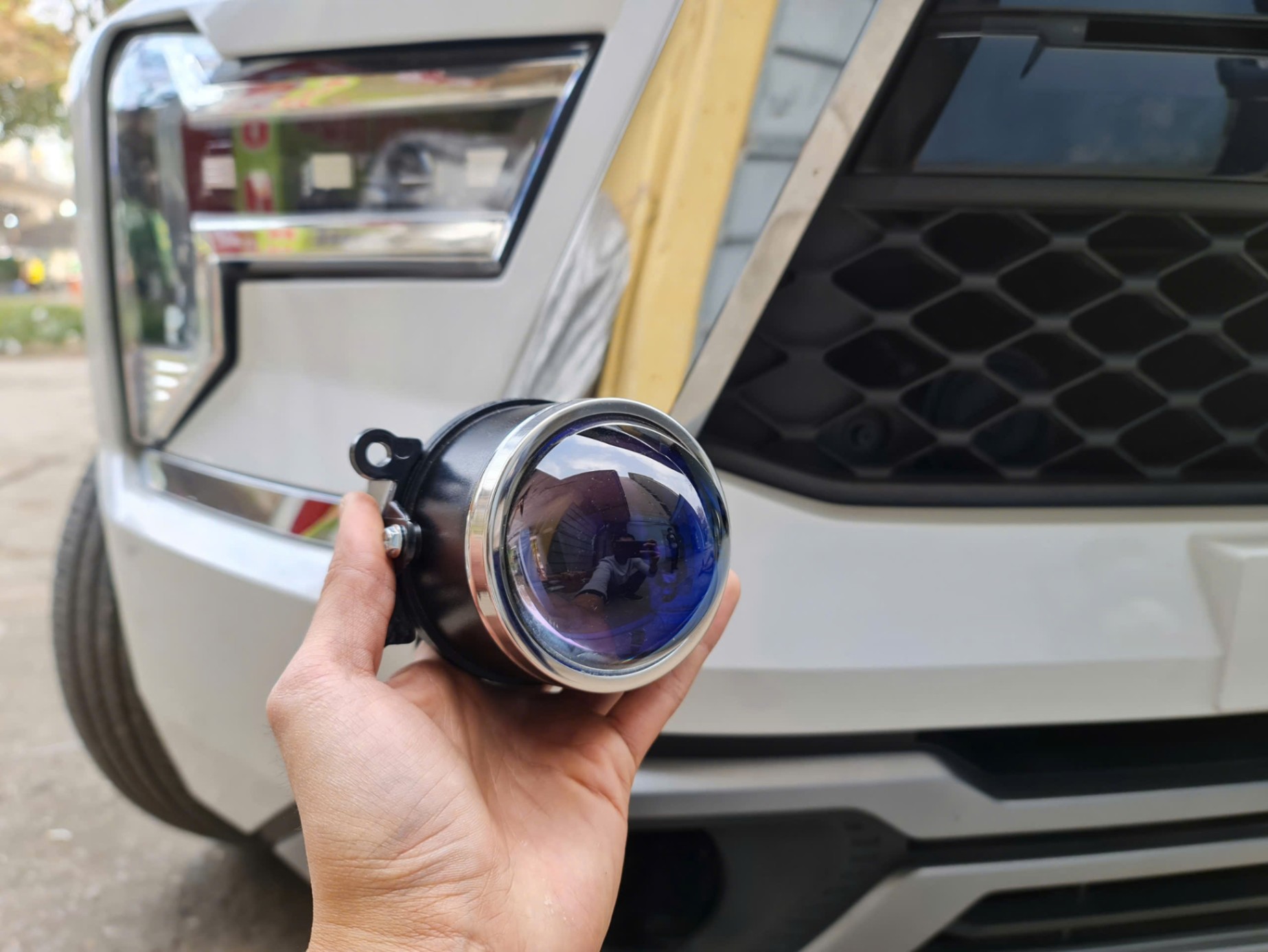 Đèn Bi gầm Mitsubishi Xpander giá rẻ nhất, dùng thử 30 ngày miễn phí