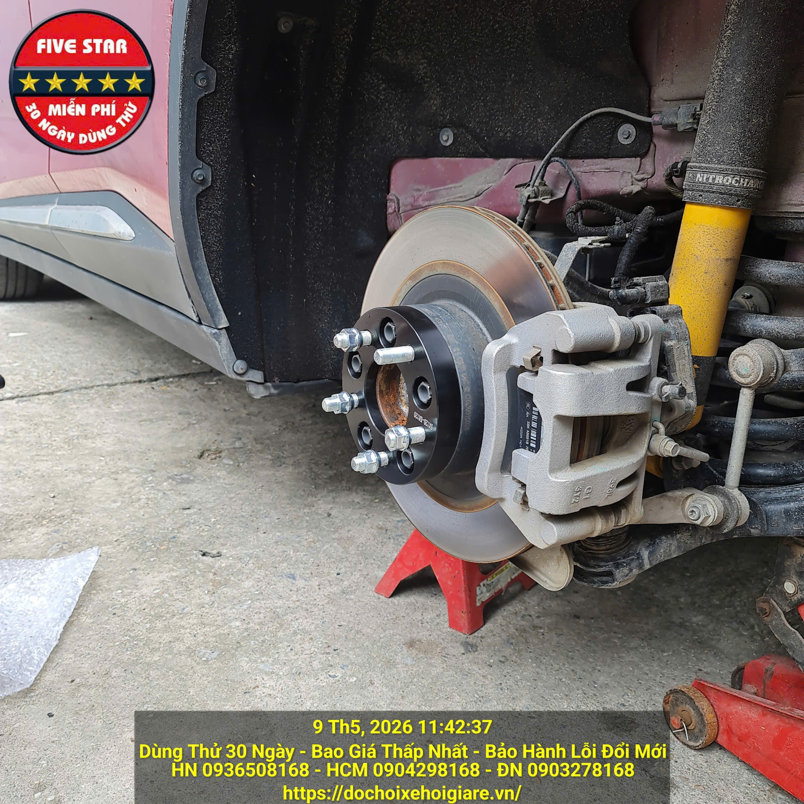 Dem-Lop-Wheel-Spacer-VinFast-VF8-Tang-Do-Rong-Banh-Xe-Giup-Xe-Dam-Chac-Giu-Zin-100--11.jpg?v=1778734727