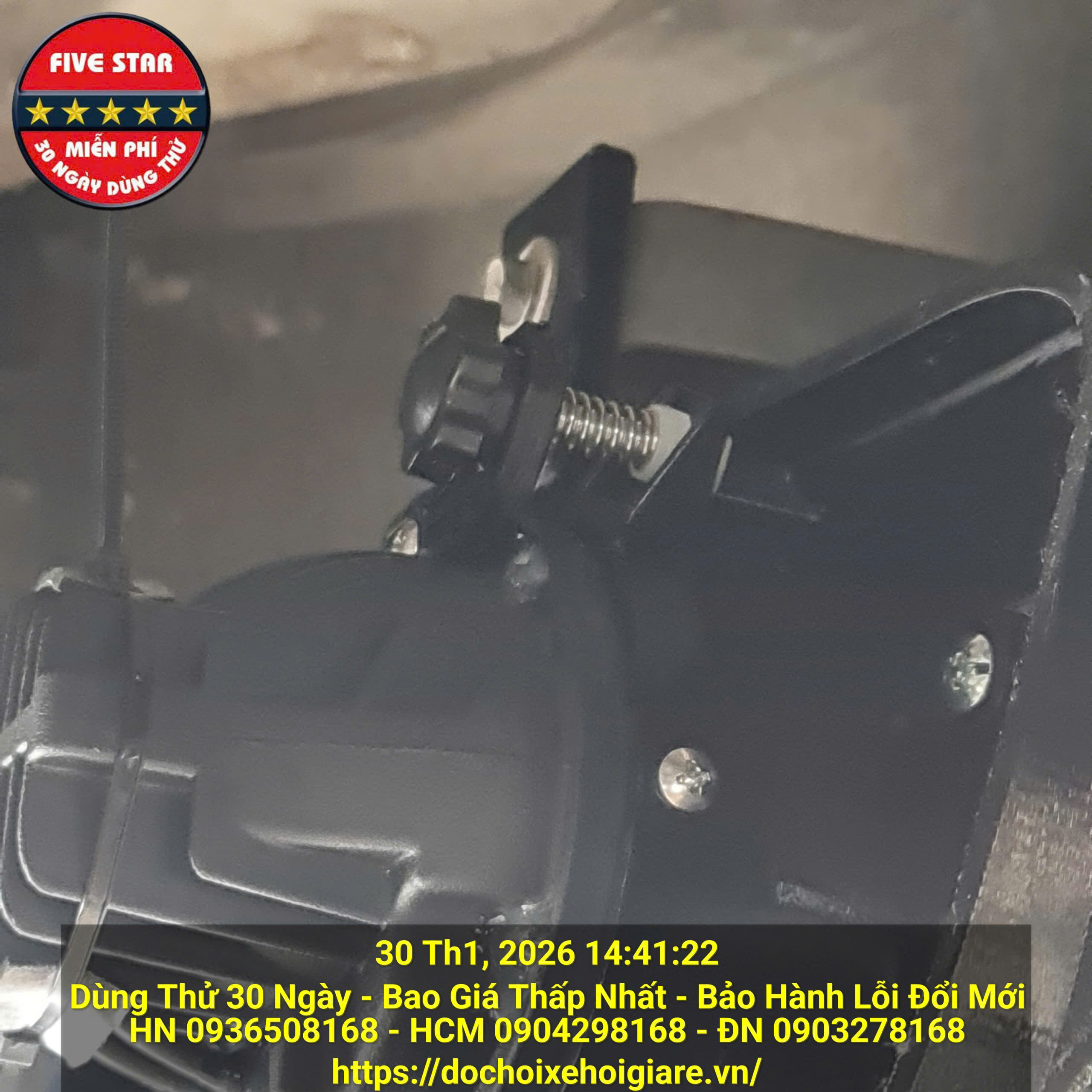 Den-gam-Bi-Xenon-Led-hai-che-do-pha-cos-cho-Hyundai-County-10.jpg?v=1772875747