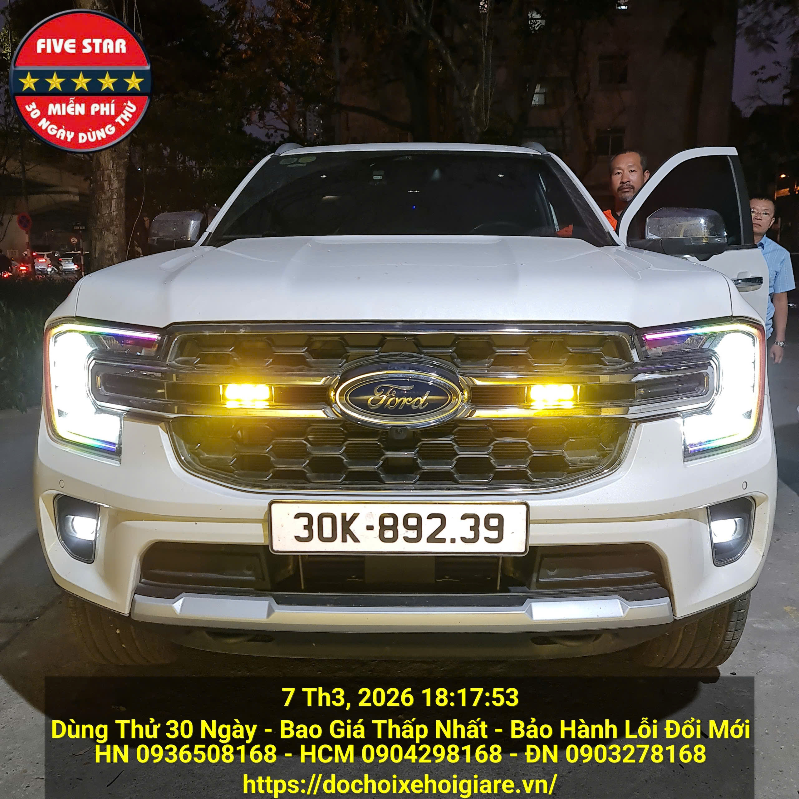 Den-tro-sang-Ford-Everest-Titanium-2025-Nhieu-loai-gia-tot-bao-hanh-dai-han-4.jpg?v=1772958338