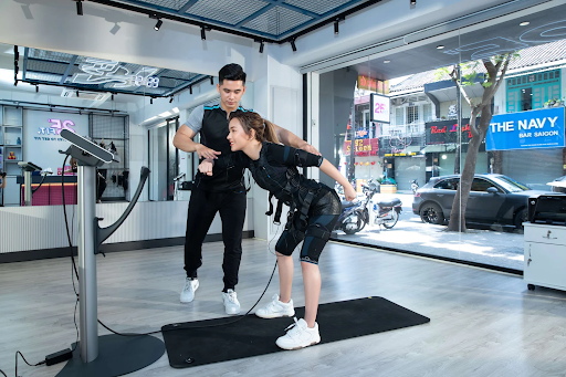 Tập luyện tăng thể lực với chương trình EMS