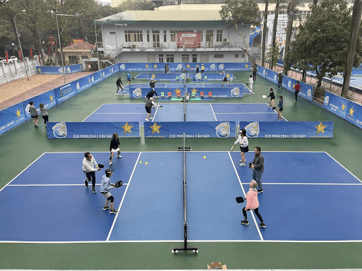 Chi phí làm sân pickleball