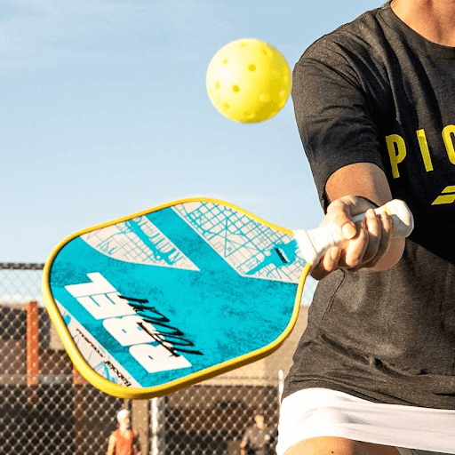 Vợt Pickleball ép nhiệt được đánh giá cao về sự ổn định