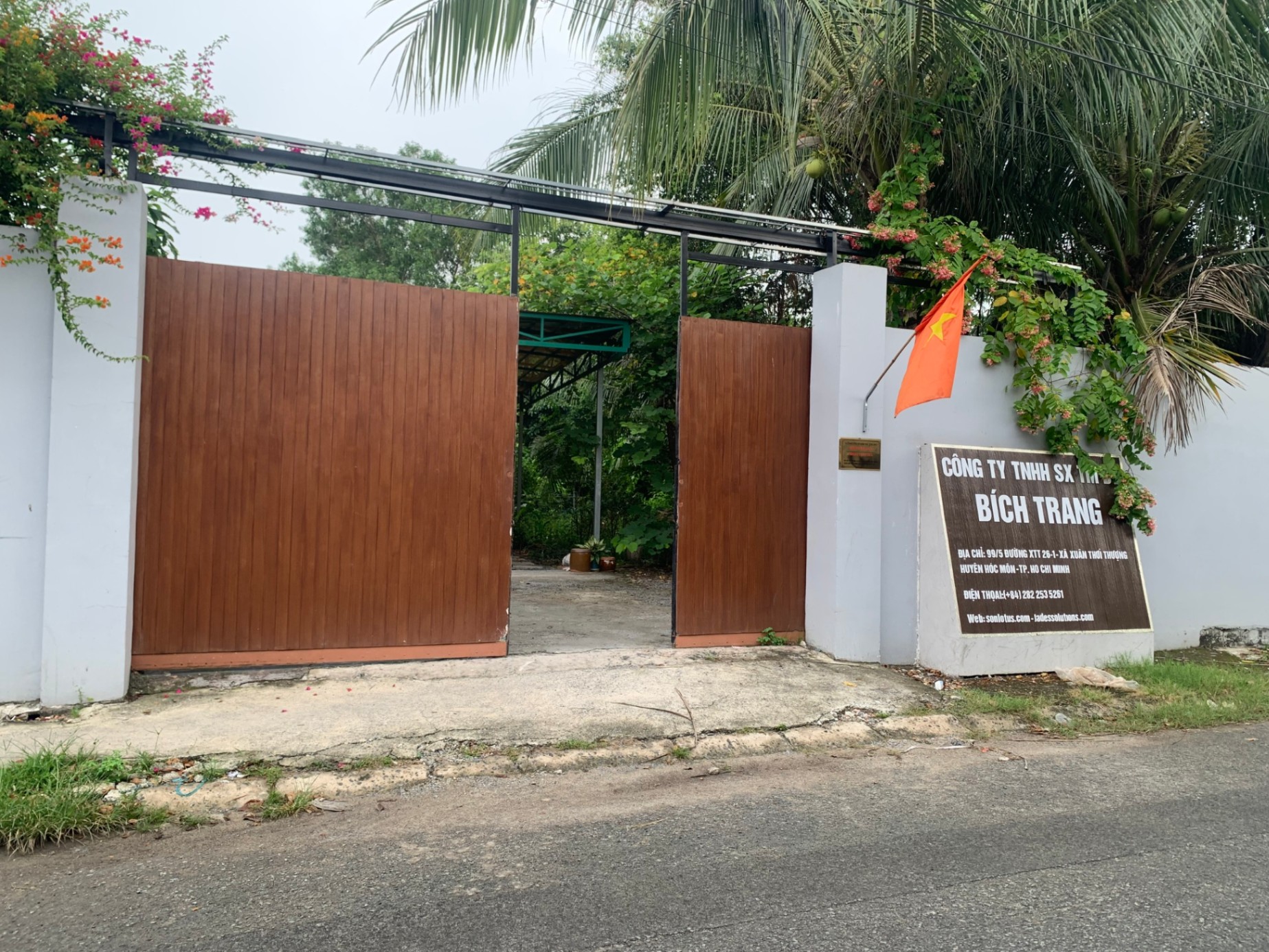 Sơn Conwood Giả Gỗ Lotus (Combo Sơn Lót Và Sơn Phủ Màu)