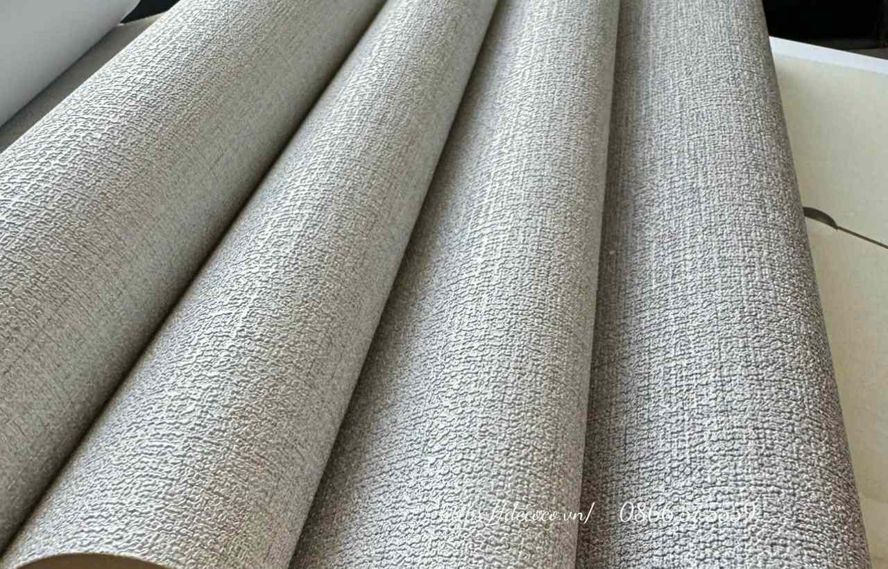 dấy dán trần nhà Hàn Quốc loại phổ thông giá từ 850.000đ đến 1.100.000đ 1 cuộn