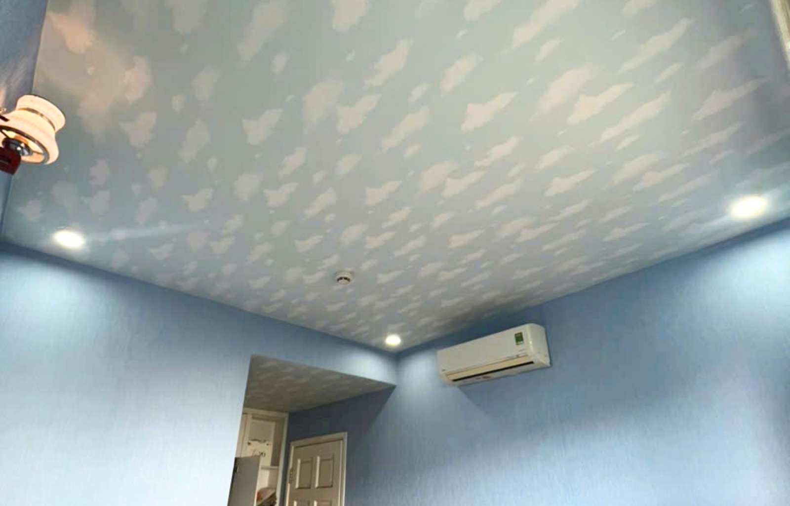 giấy dán trần nhà vân mây