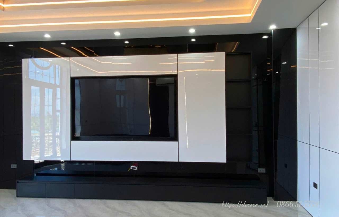 Vách tivi ốp tấm than tre tại chung cư Vinsmart Tây Mỗ.jpg