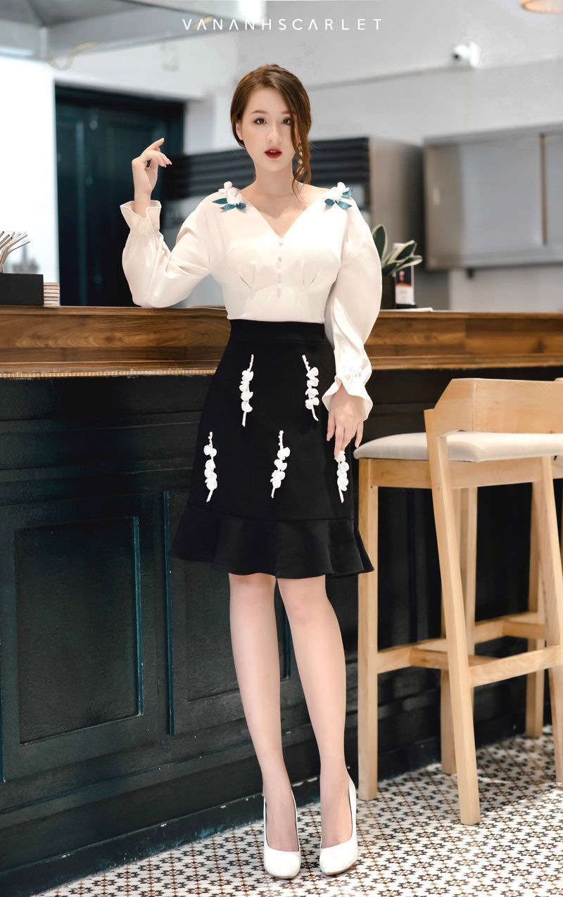 Bộ áo sơ mi trắng chân váy đen công sở – htgarment