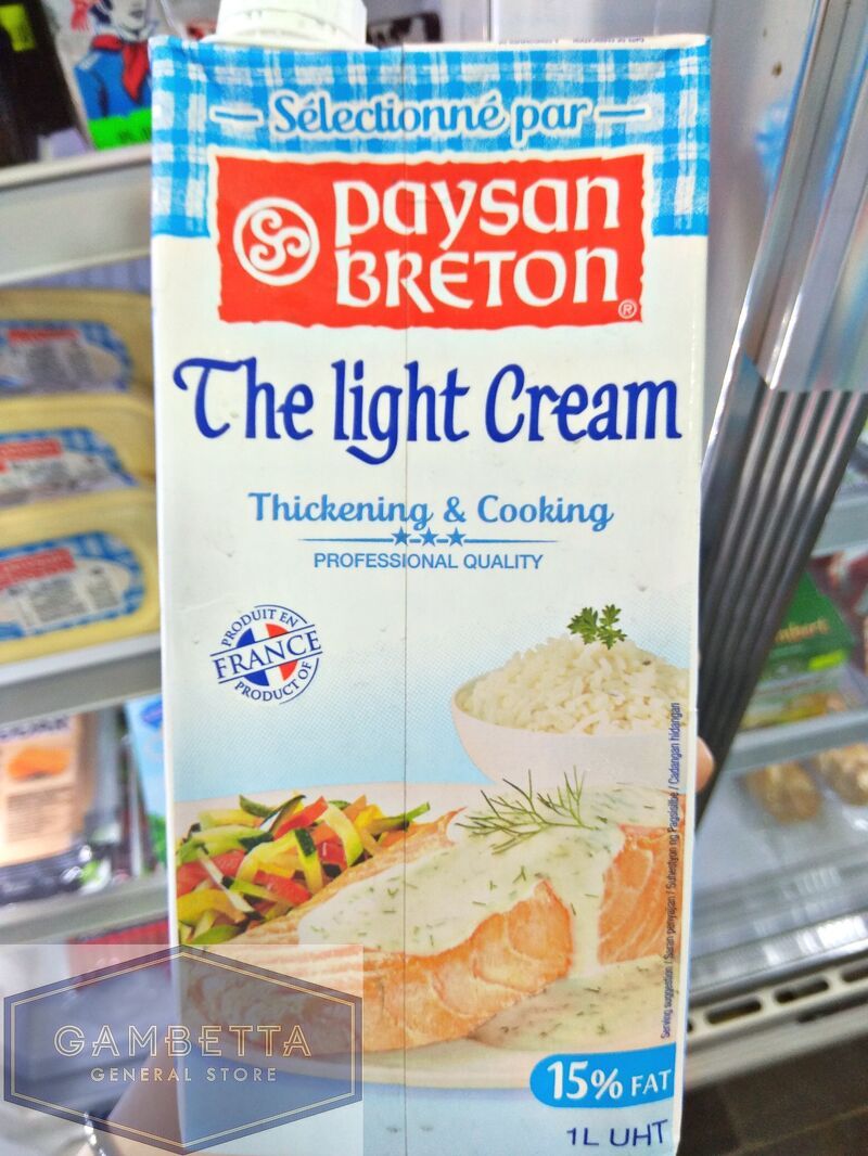 Kem Sữa Tiệt Trùng ít béo Paysan Breton Light Cream 1L