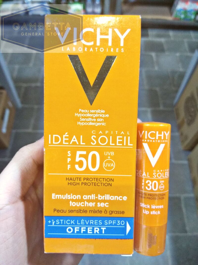 Vichy Set Sunscreen SPF50 with lipstick