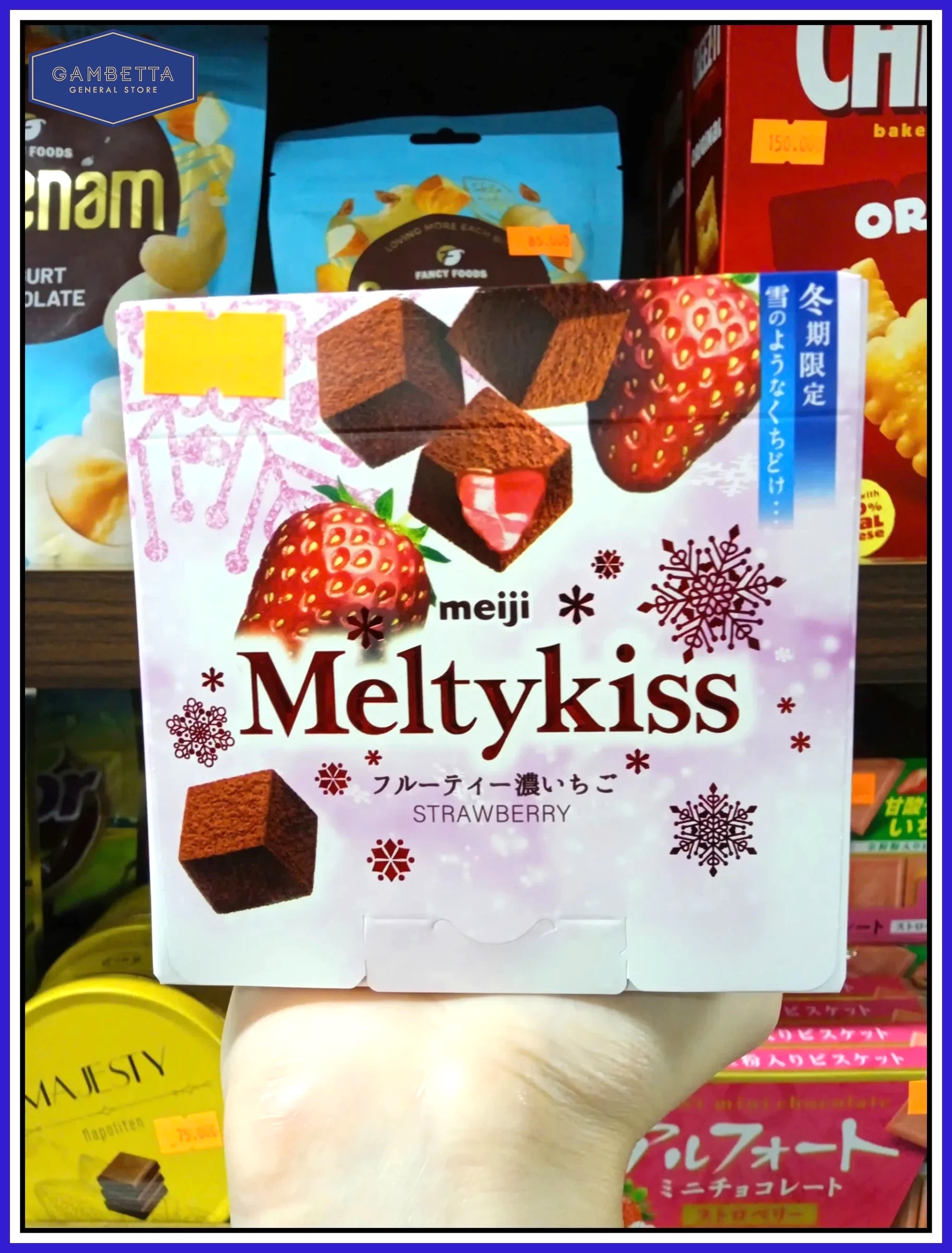 Meiji Melty Kiss Sô Cô La Tươi Fruity Strawberry 60gram