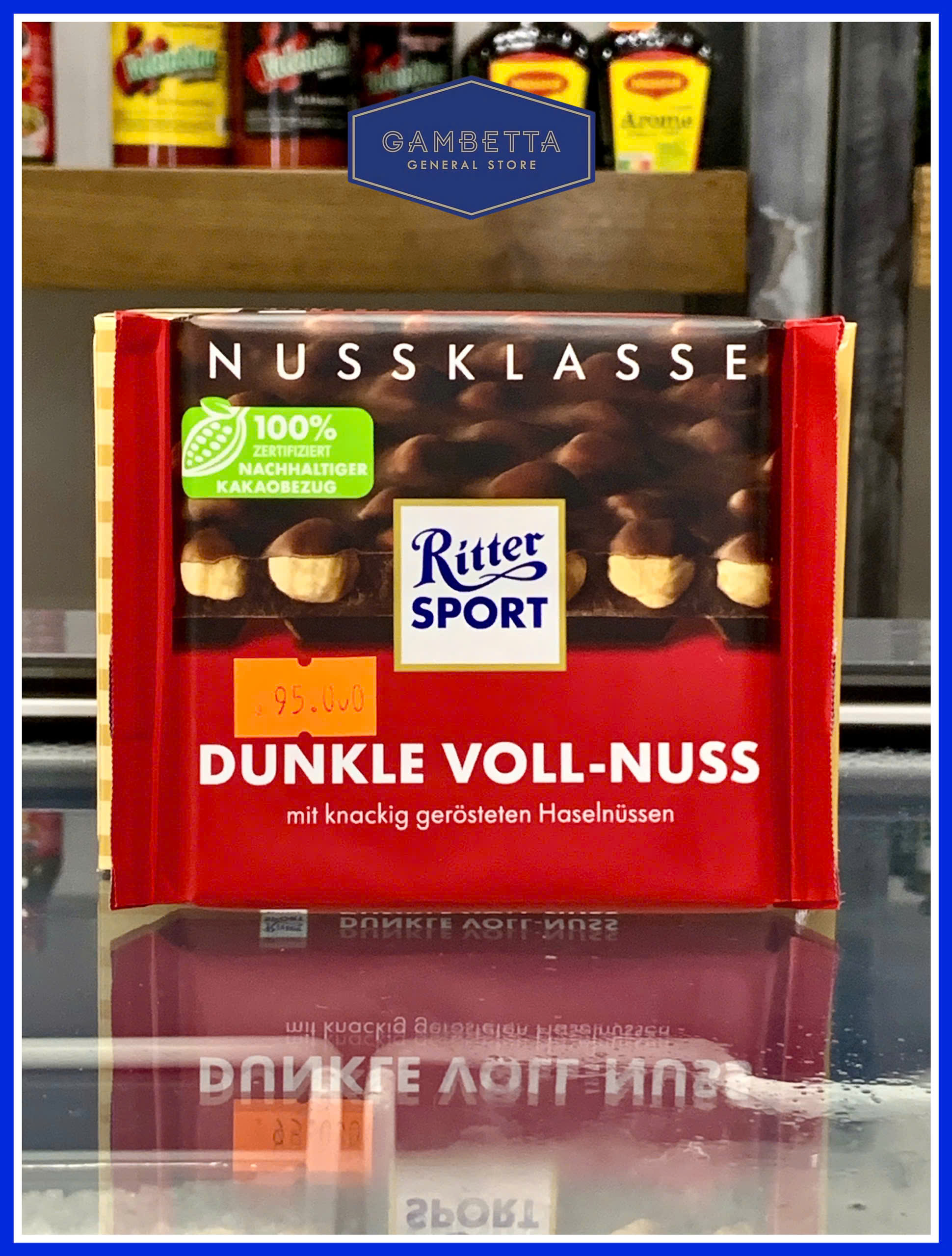 Sô Cô La Đen Ritter Sport Dunkle Voll Nuss 100g