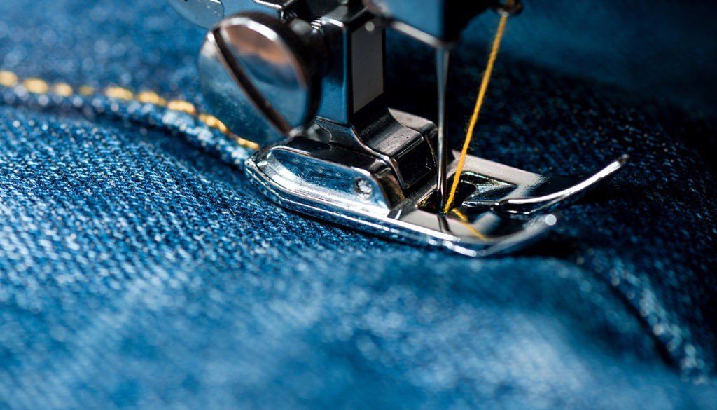 Quần Jeans Nam Được Làm Ra Như Thế Nào | AKUBA