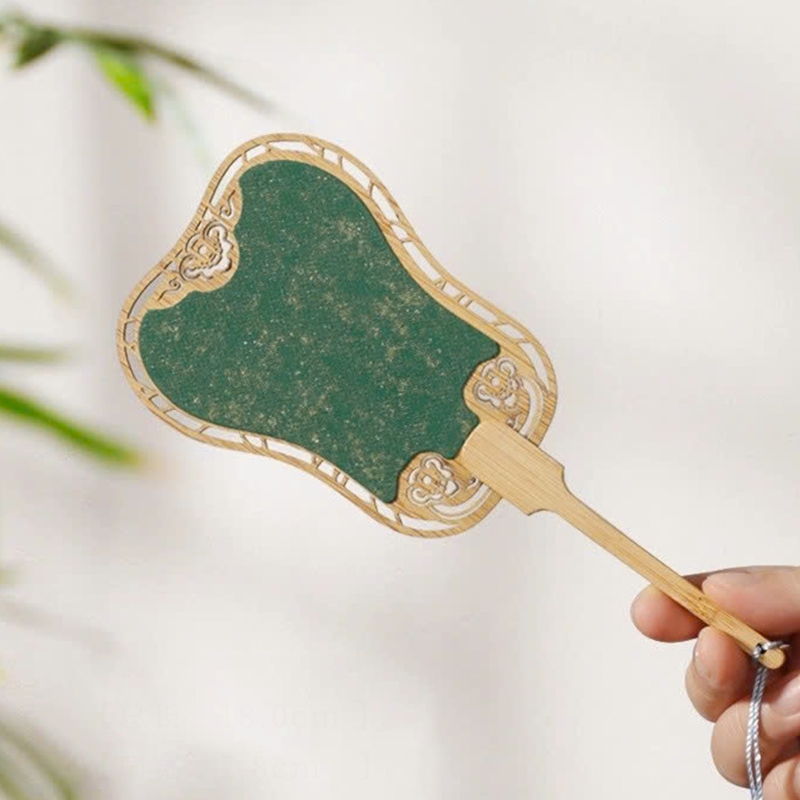 Quạt Gỗ Cầm Tay Mini Cho Trẻ Em – Phong Cách Cổ Trang đáng yêu - Thiết Kế Đẹp, Nhẹ, An Toàn