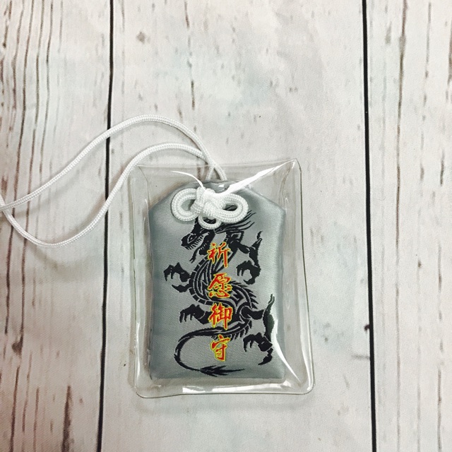 bùa cầu nguyện bùa omamori bùa may mắn