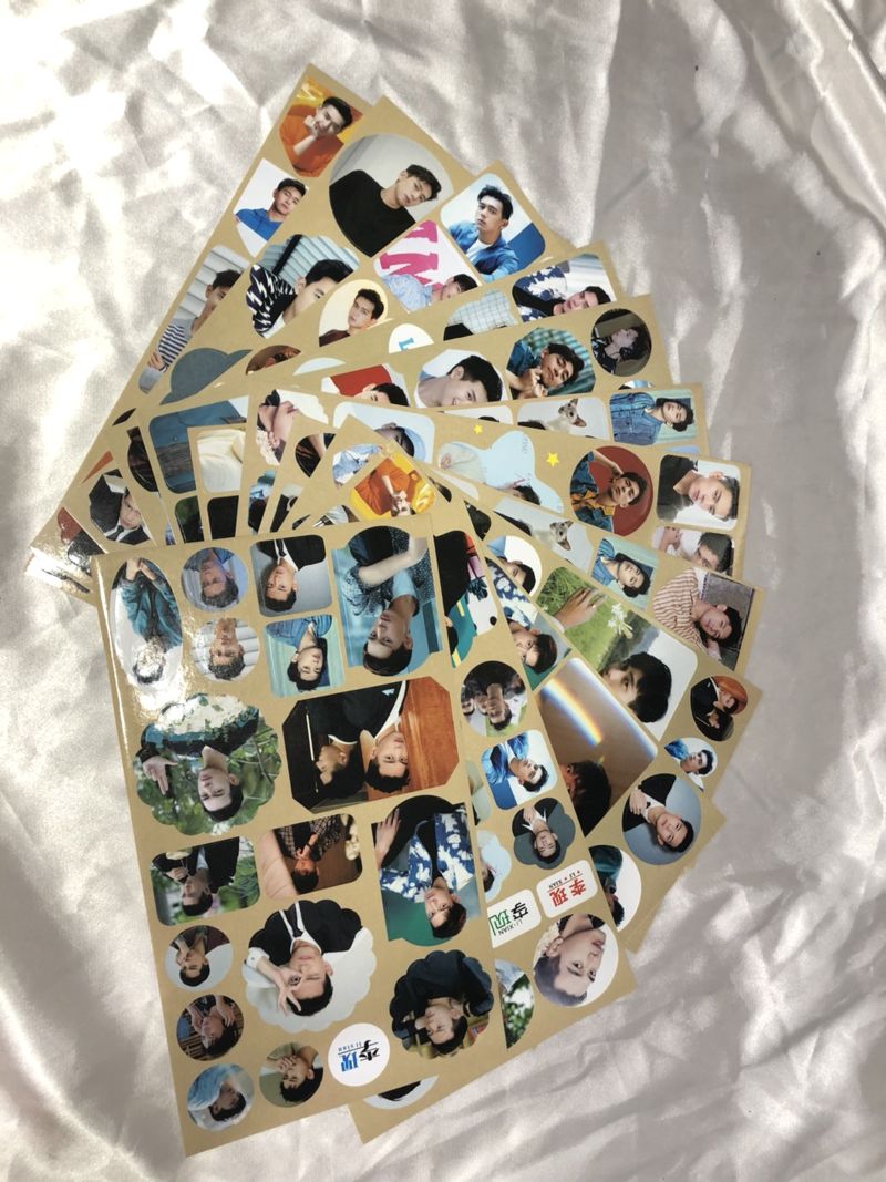Sticker Lý Hiện Cá mực hầm mật