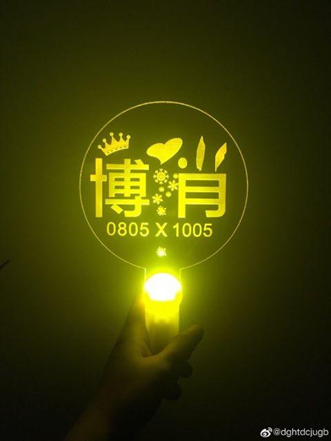 Lightstick Tiêu chiến Vương Nhất Bác Ngụy love Lam