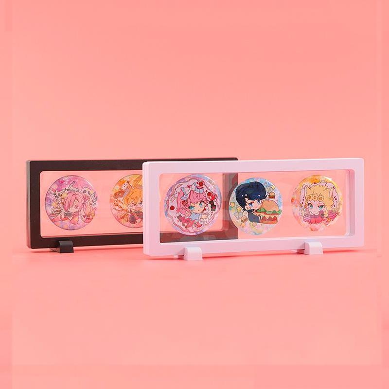 Khung nhựa hình chữ nhật đen trắng trưng bày bảo vệ móc khóa huy hiệu mica anime chibi