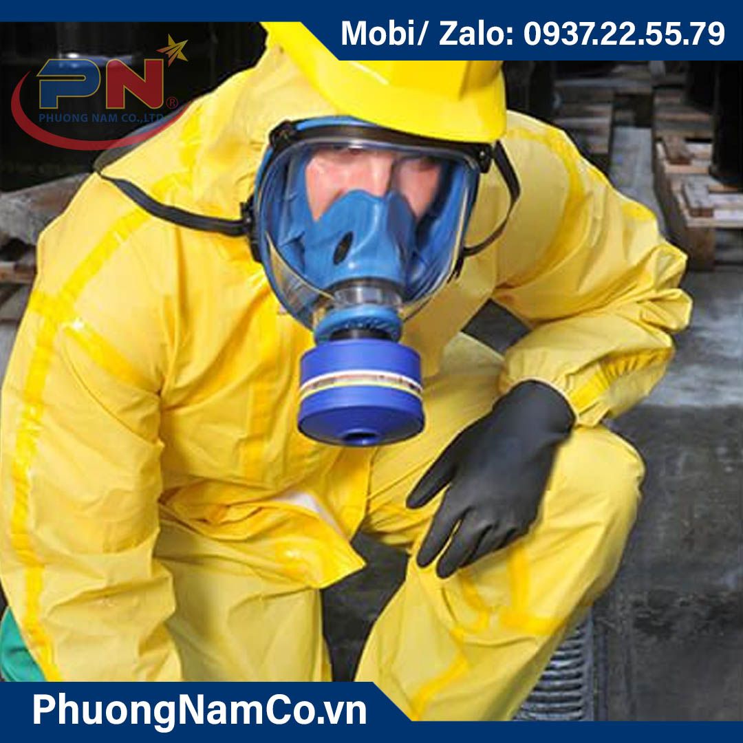 TR 2002 European Import - BVH0037 Final Full Reusable Face Mask Italy, Mold, Paint, Sanding, Chemical, Gas, Dust, Medium