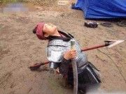 Cười vỡ bụng vì cả rổ sạn trong phim Hoa ngữ